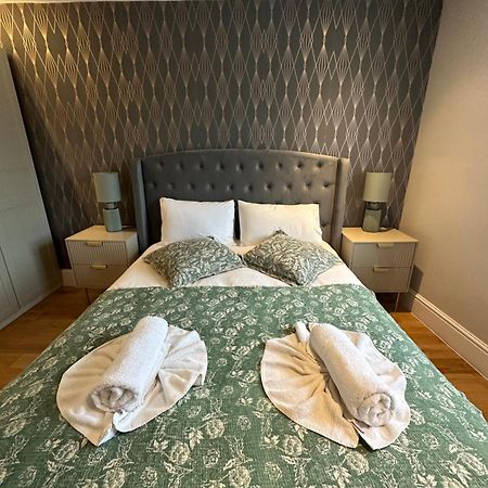 Stylish Flat Minutes From Covent Garden - West End Лондон Экстерьер фото